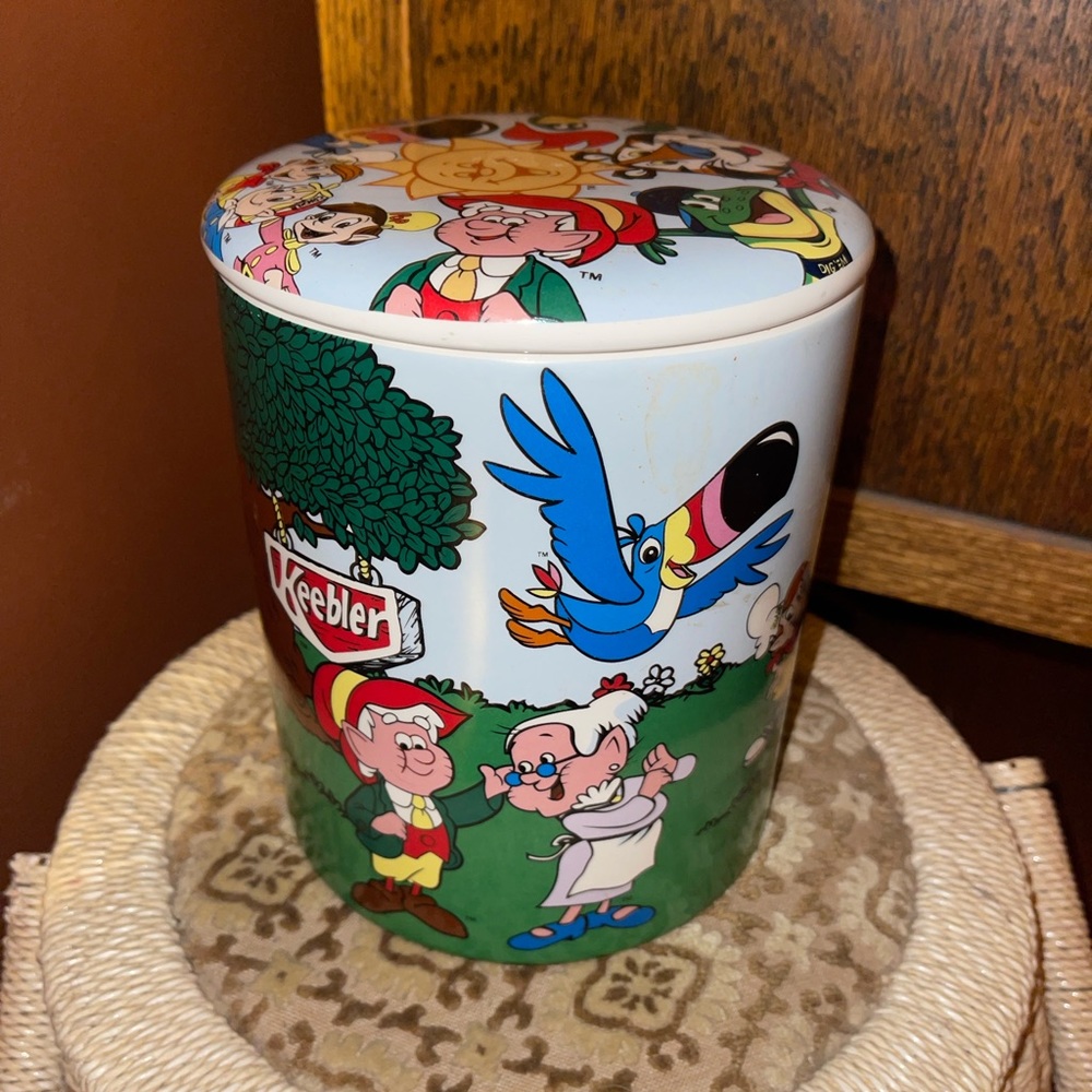 Keebler Cookie Jar/ Canister